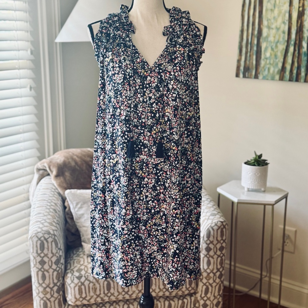 Crown and Ivy NWT Dress - sleeveless - Small